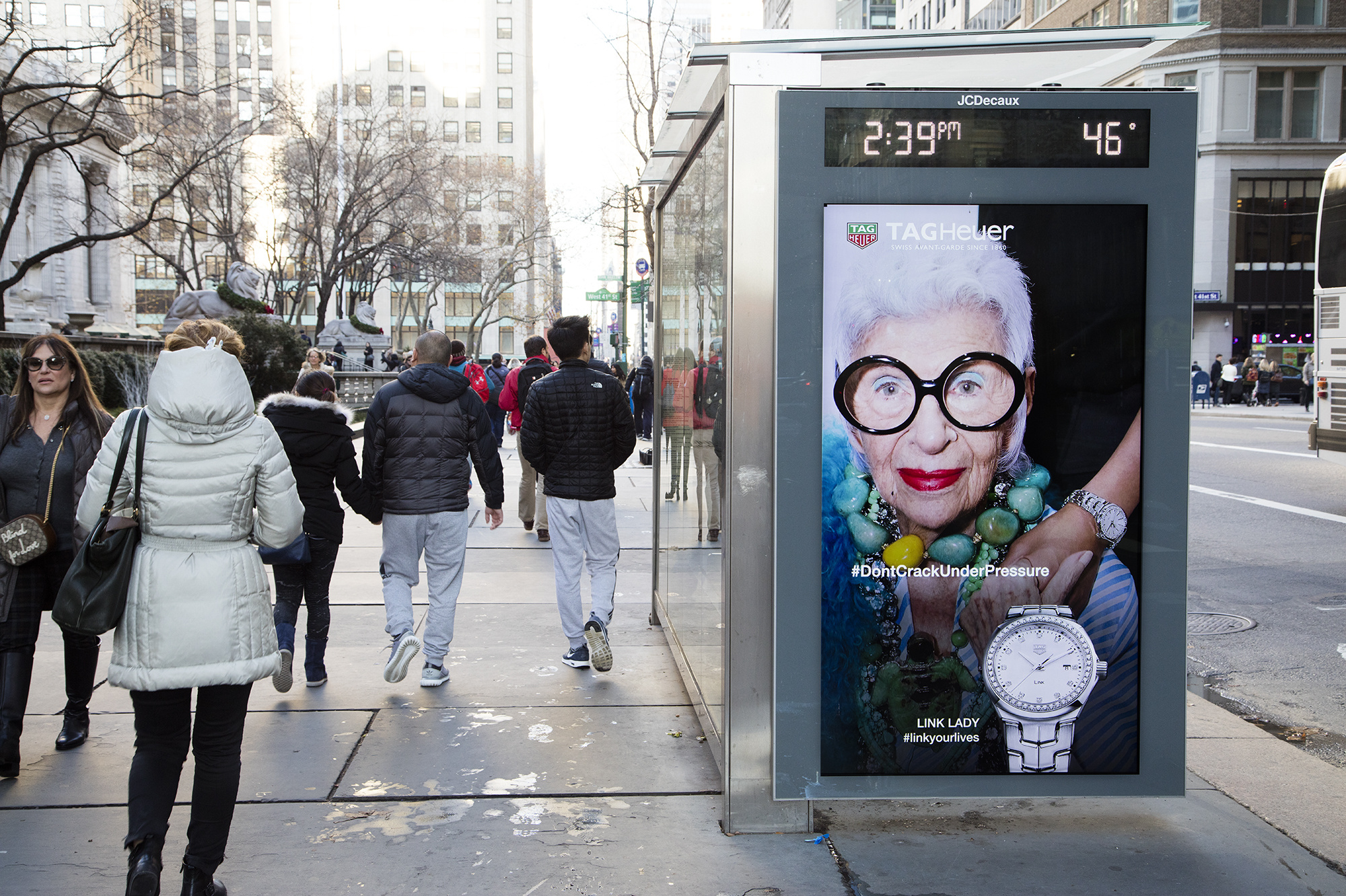 Bus Shelter_40th street_5th avenue