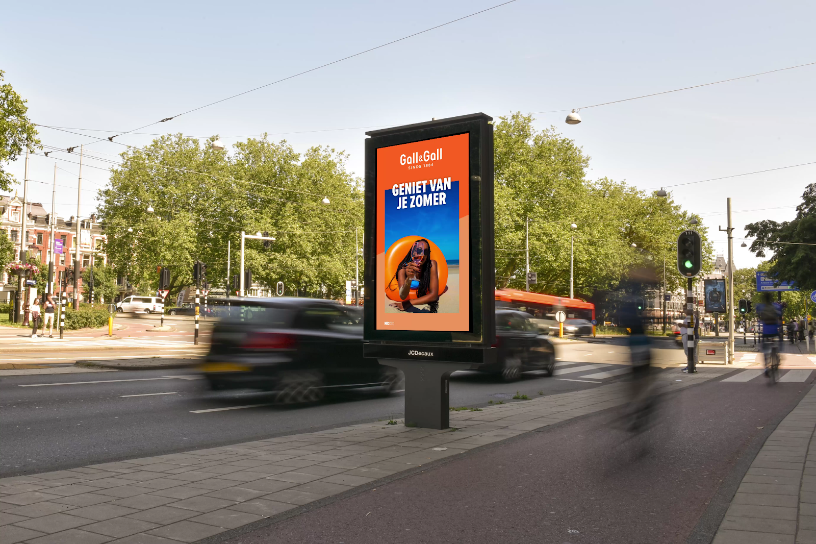 Gall & Gall Leverages Weather Forecasting for DOOH Campaign in the Netherlands