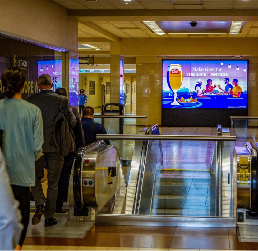 Intersection - Subway Video Wall